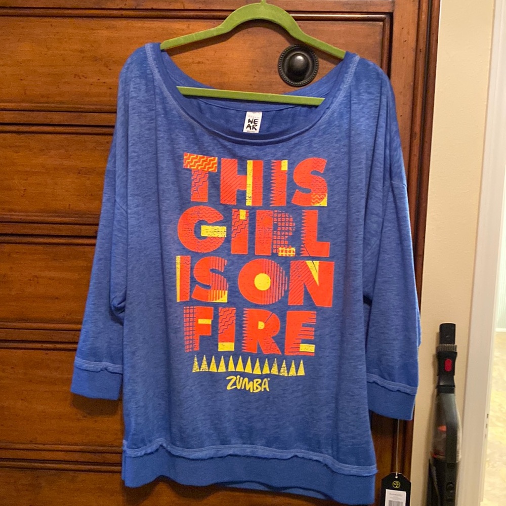Zumba This Girl is on Fire Pullover Size XLovely